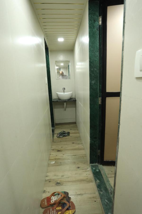 Mango Marol Dormitory Bombaj Exteriér fotografie
