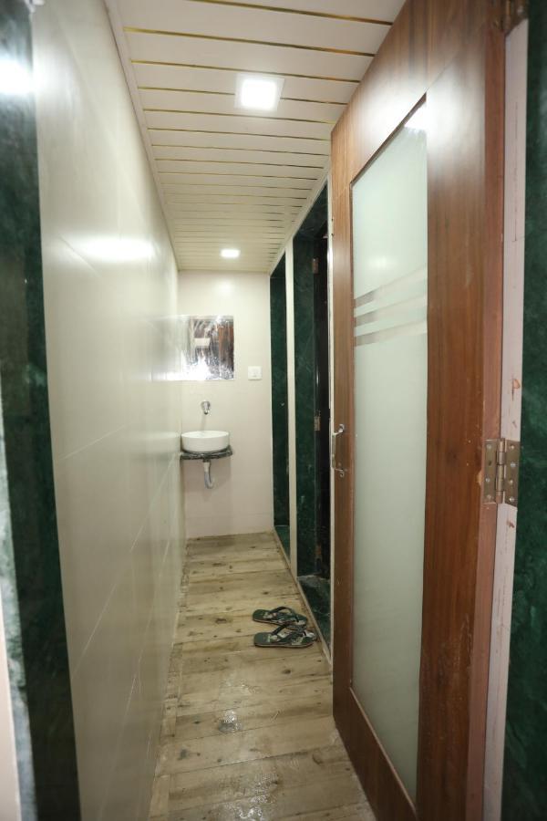 Mango Marol Dormitory Bombaj Exteriér fotografie